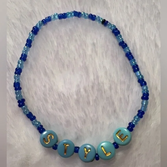 Taylor Swift Eras Tour Friendship Bracelet - Picture 3 of 4